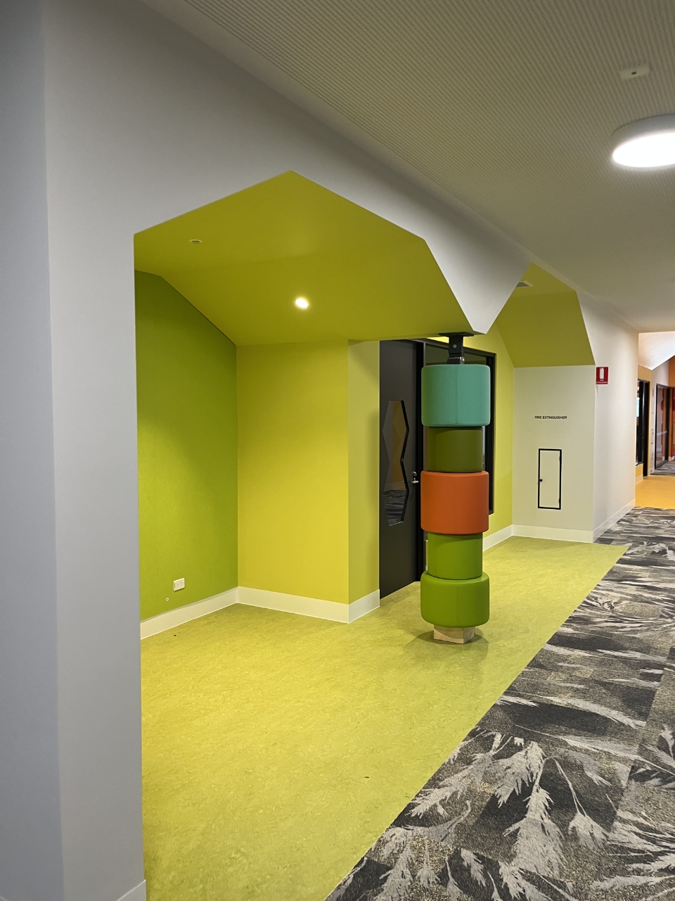 Mirniyan Primary School gallery 1
